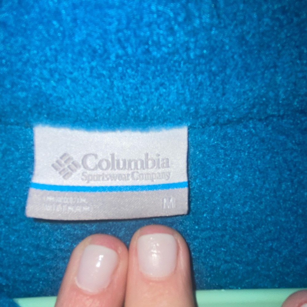 Columbia Button Up pull over - Picture 4 of 5